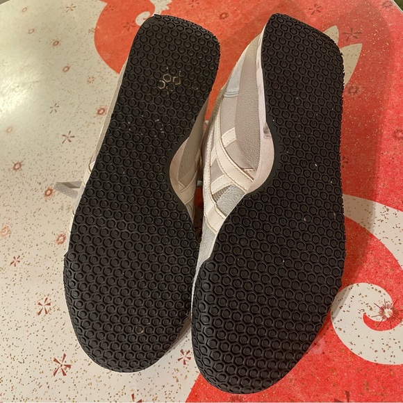 Onitsuka Tiger by Asics Ultimate 81 size 8.5 - Picture 5 of 6